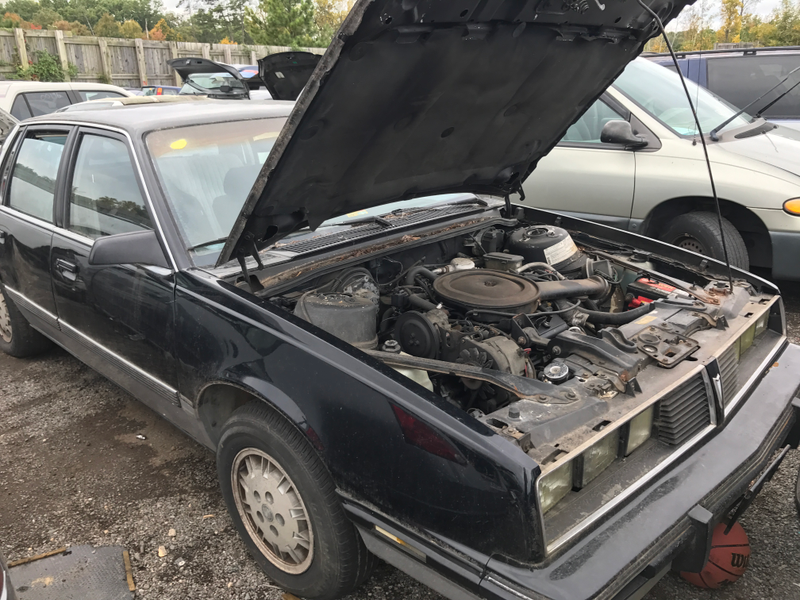 Pontiac 6000.